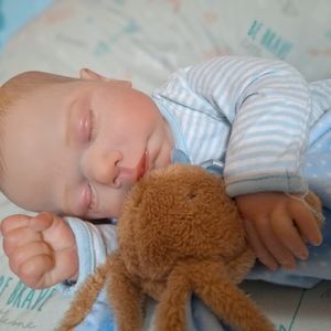 REALISTIC LIFELIKE REBORN BABY DOLL!!